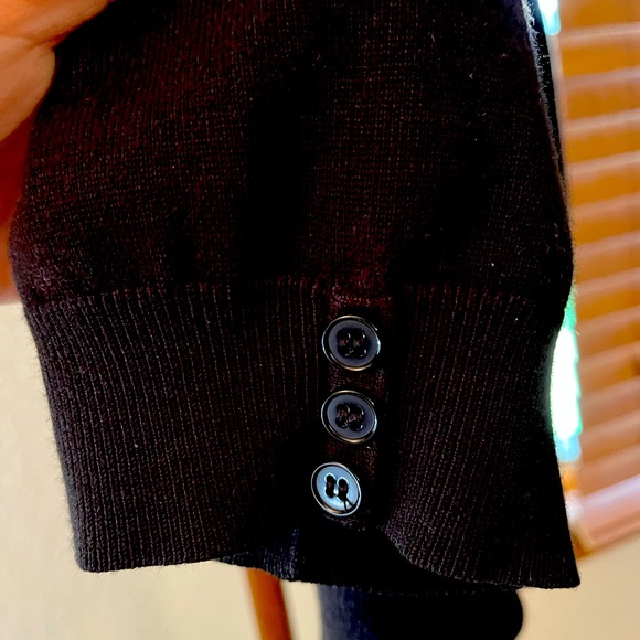 Black faded glory size large sweater - Picture 2 of 3